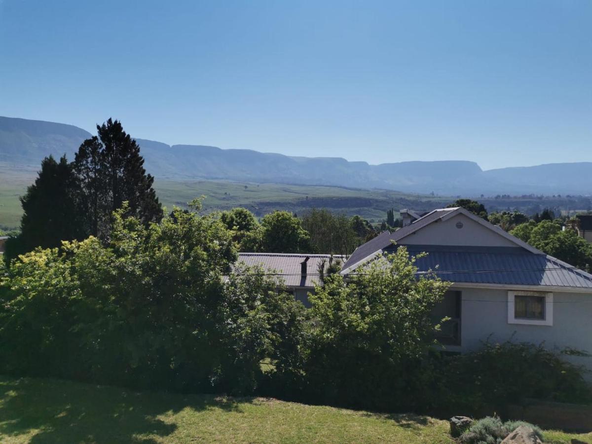 The Raz Bed & Breakfast Harrismith Exterior photo