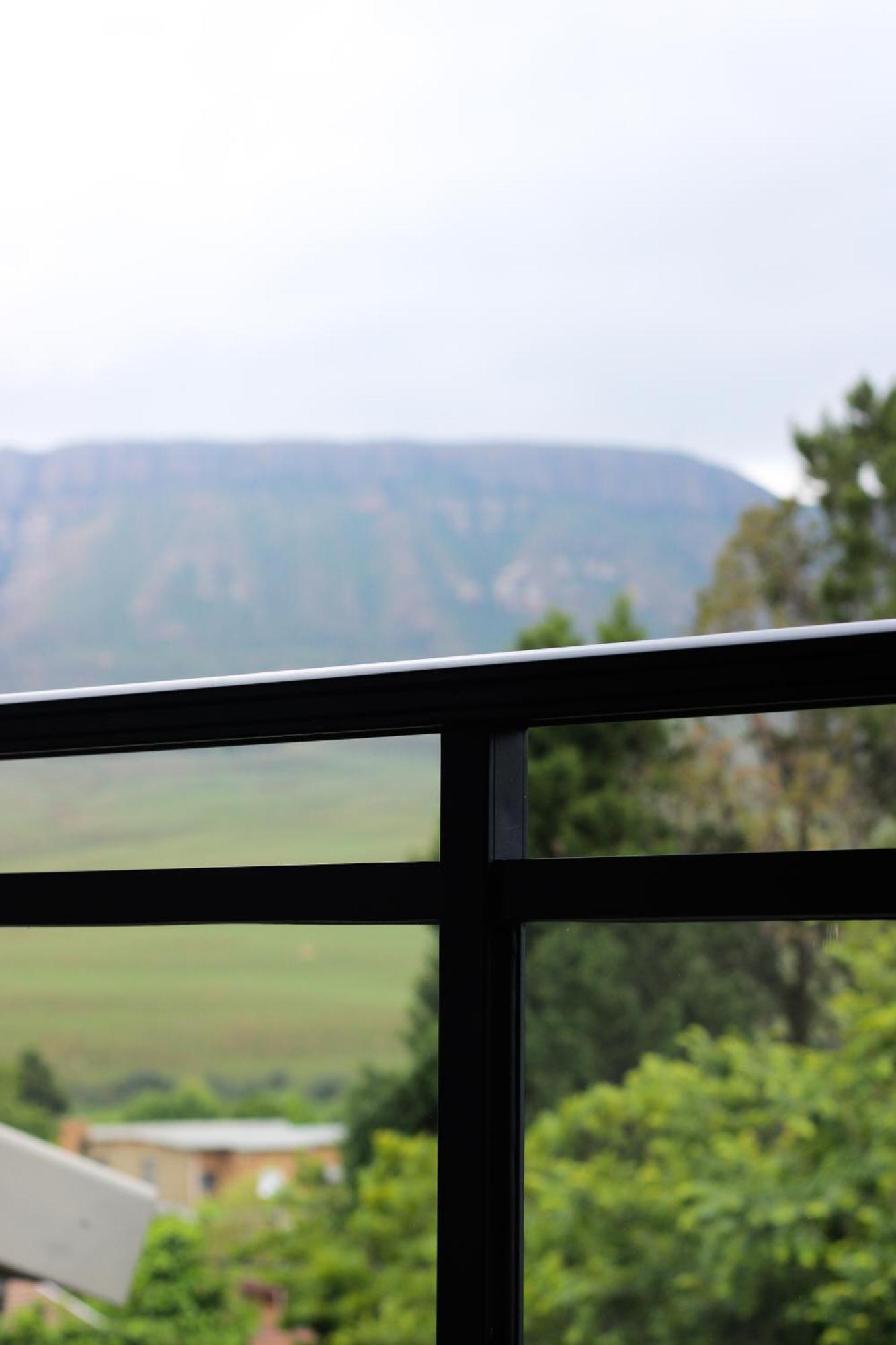 The Raz Bed & Breakfast Harrismith Exterior photo